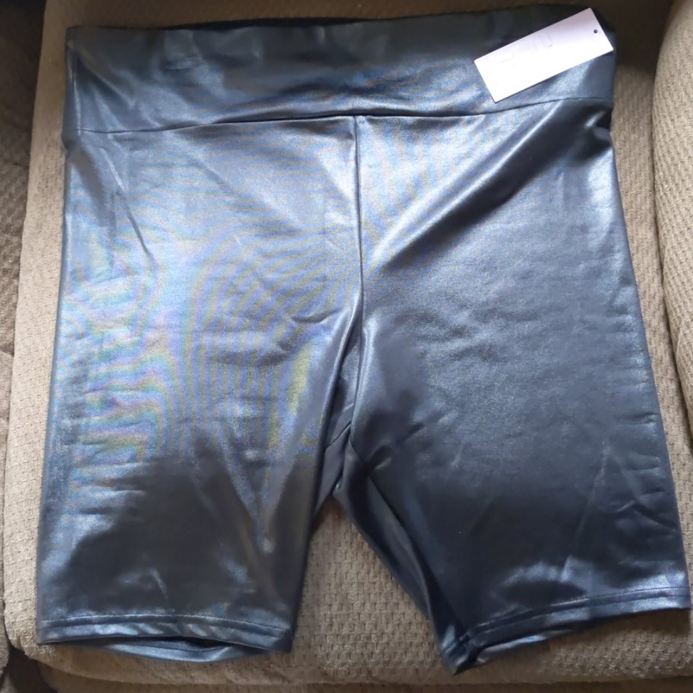 High rise bike shorts